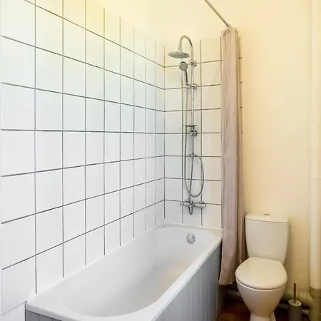 펜션 Charming House In With Pool Coubjours