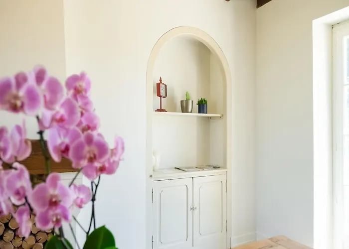 Charming House In With Pool