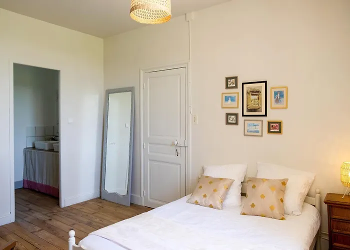 Charming House In With Pool Prázdninový dům Coubjours